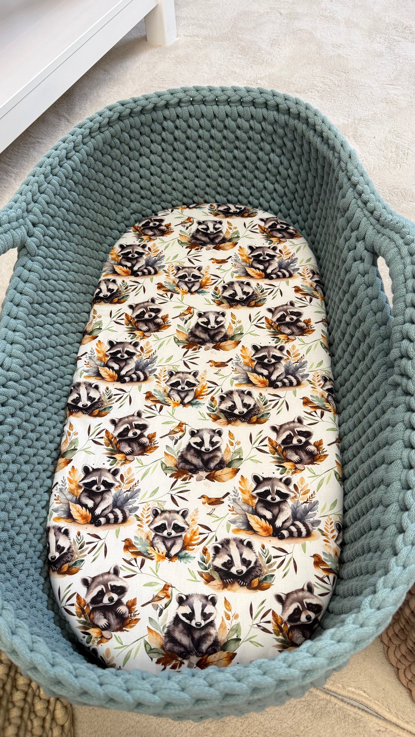 Organic cotton fitted sheet for bassinet – 75×35 cm – RACCOON